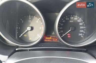 Минивэн Mazda 5 2012 в 