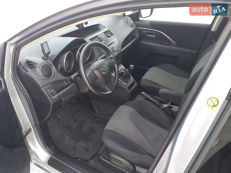 Минивэн Mazda 5 2012 в Ужгороде