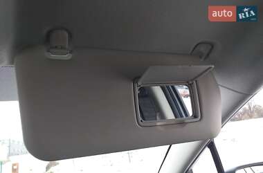 Минивэн Mazda 5 2012 в 