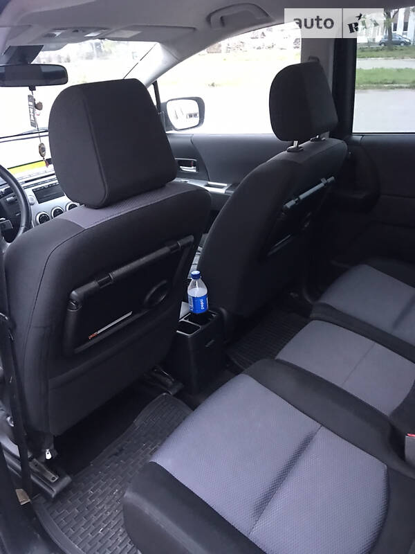 Минивэн Mazda 5 2006 в Овруче