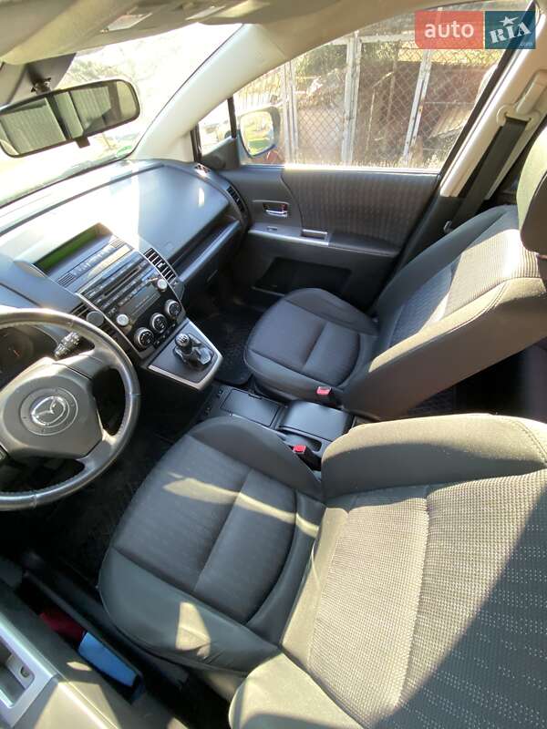 Минивэн Mazda 5 2009 в Новояворовске