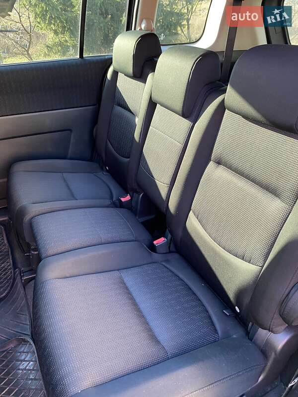 Минивэн Mazda 5 2009 в Новояворовске