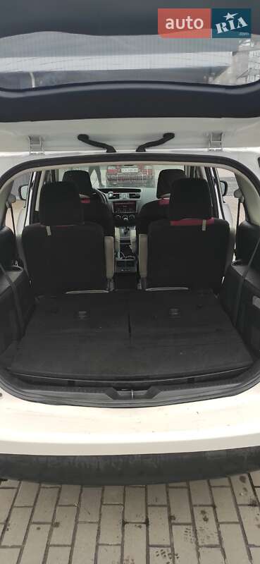 Минивэн Mazda 5 2014 в Смеле