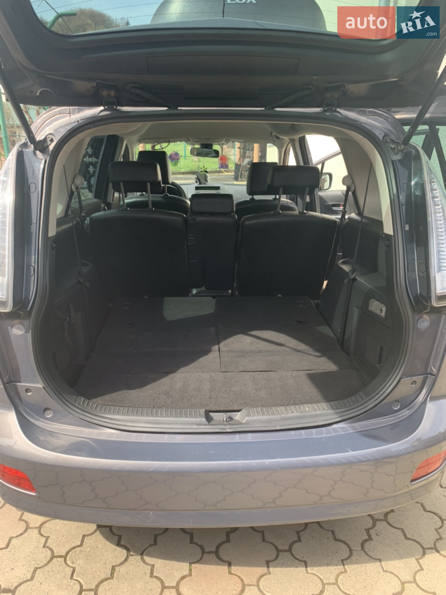 2010 Mazda 5 - мініатюра 13