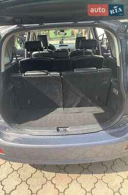 Минивэн Mazda 5 2010 в 