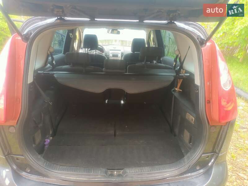 Минивэн Mazda 5 2006 в Львове