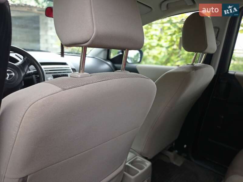 Мінівен Mazda 5 2007 в Рівному
