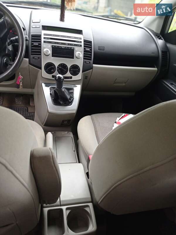 Мінівен Mazda 5 2007 в Рівному
