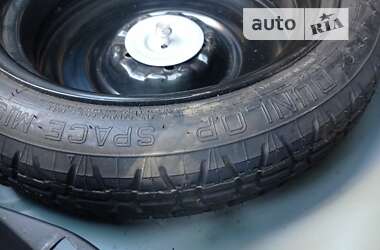 Мінівен Mazda 5 2011 в Чернівцях