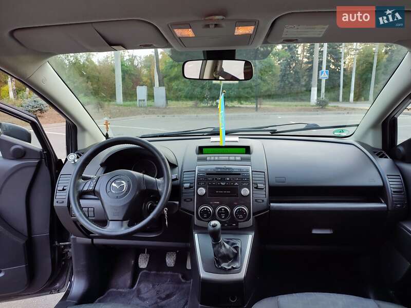 Минивэн Mazda 5 2008 в Краматорске