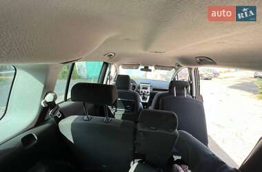 Минивэн Mazda 5 2005 в Каменском