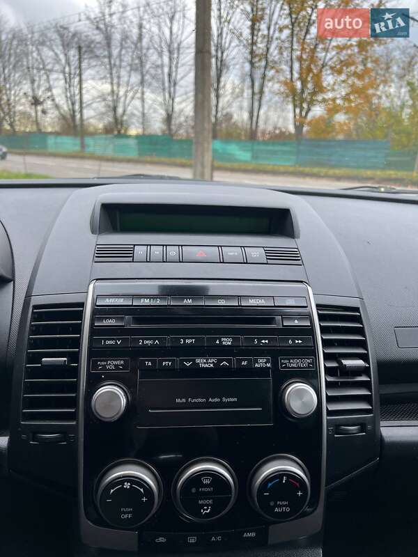 Минивэн Mazda 5 2010 в Черновцах