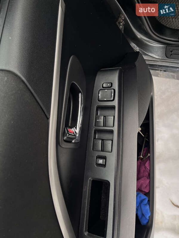 Минивэн Mazda 5 2011 в Коростене