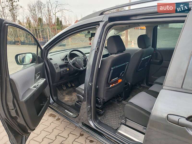 Минивэн Mazda 5 2005 в Луцке