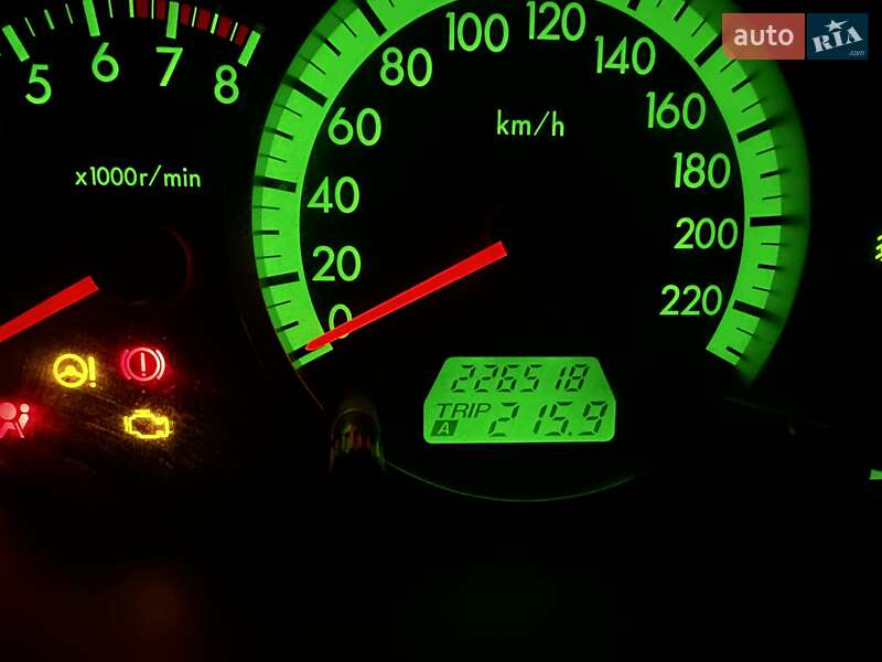 Минивэн Mazda 5 2005 в Хмельницком