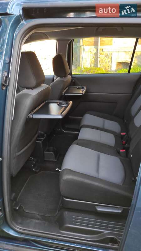 Минивэн Mazda 5 2005 в Ивано-Франковске
