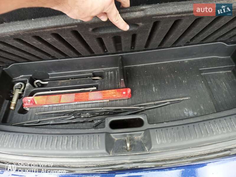 Мінівен Mazda 5 2006 в Львові