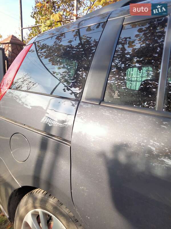 Мінівен Mazda 5 2005 в Львові