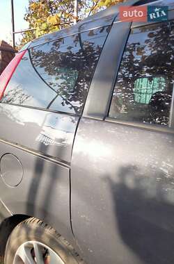 Минивэн Mazda 5 2005 в 
