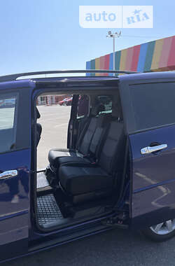 Минивэн Mazda 5 2006 в 
