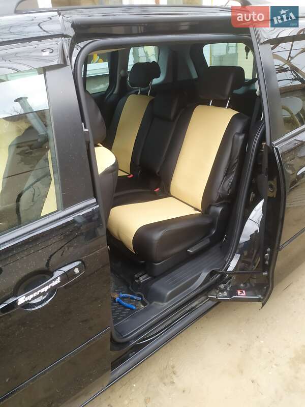 Минивэн Mazda 5 2006 в Одессе