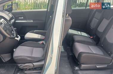 Минивэн Mazda 5 2005 в 