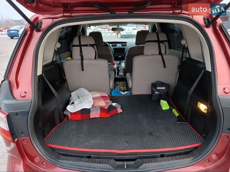 Минивэн Mazda 5 2013 в Виннице
