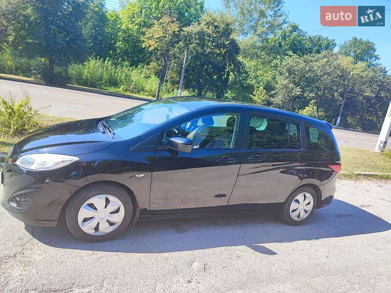 Мінівен Mazda 5 2011 в Житомирі