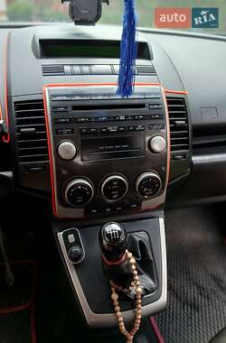 Минивэн Mazda 5 2009 в 