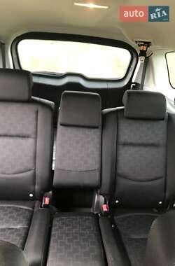Минивэн Mazda 5 2008 в Маневичах