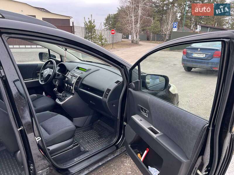Мінівен Mazda 5 2009 в Києві