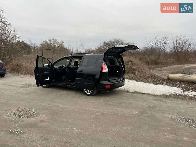 Мінівен Mazda 5 2009 в Києві