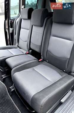 Минивэн Mazda 5 2007 в Житомире