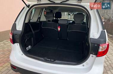 Минивэн Mazda 5 2011 в 