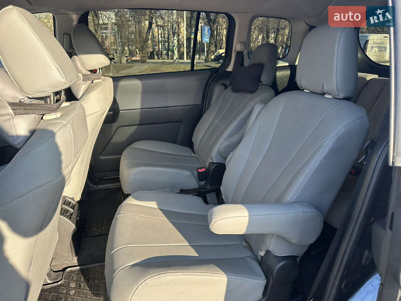 Минивэн Mazda 5 2012 в Одессе
