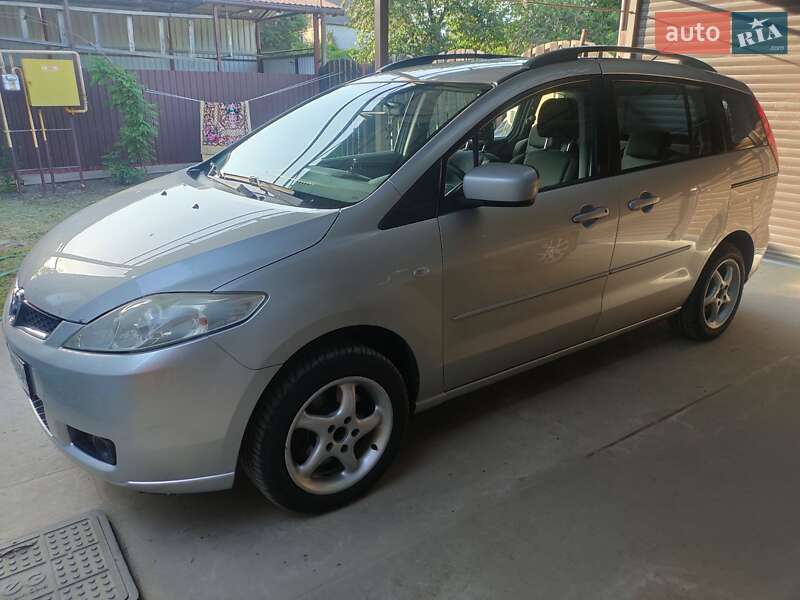 Минивэн Mazda 5 2006 в Киеве