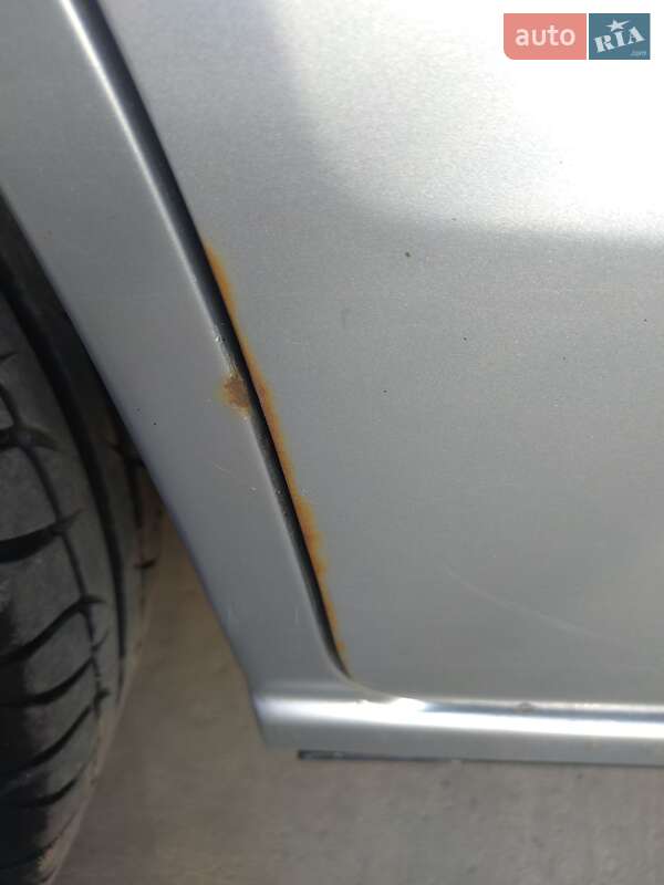 Минивэн Mazda 5 2006 в Киеве