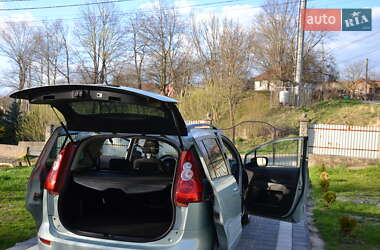 Минивэн Mazda 5 2007 в 