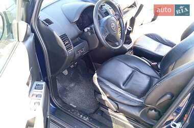 Минивэн Mazda 5 2009 в 