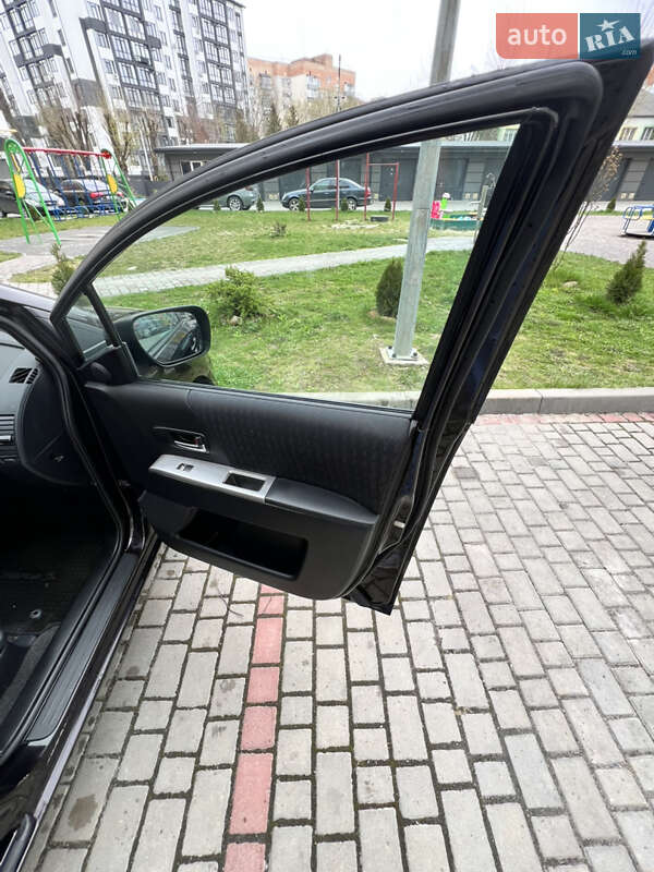 Минивэн Mazda 5 2010 в Ивано-Франковске