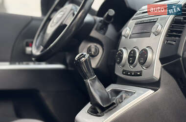 Минивэн Mazda 5 2006 в 