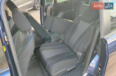 Мінівен Mazda 5 2011 в 