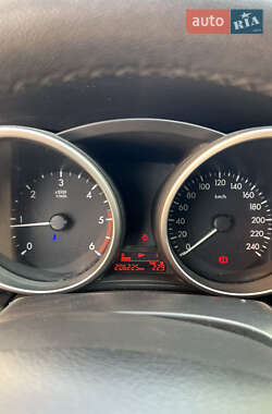 Минивэн Mazda 5 2012 в 