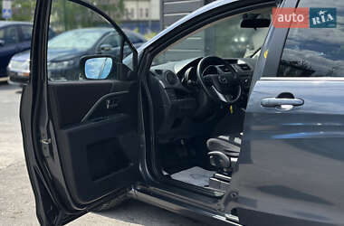 Мінівен Mazda 5 2011 в 