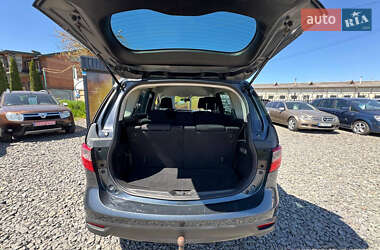 Минивэн Mazda 5 2011 в 