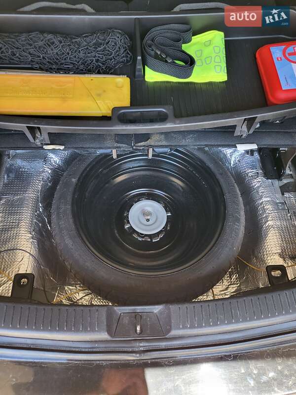 Мінівен Mazda 5 2009 в Золочеві фото 5 Мінівен Mazda 5 2009 в Золочеві