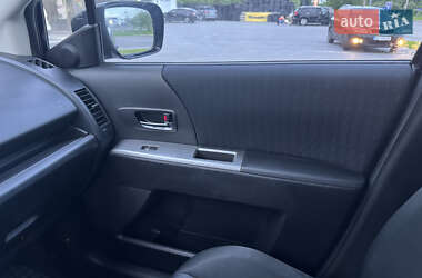 Минивэн Mazda 5 2010 в 
