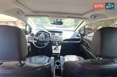 Минивэн Mazda 5 2011 в 