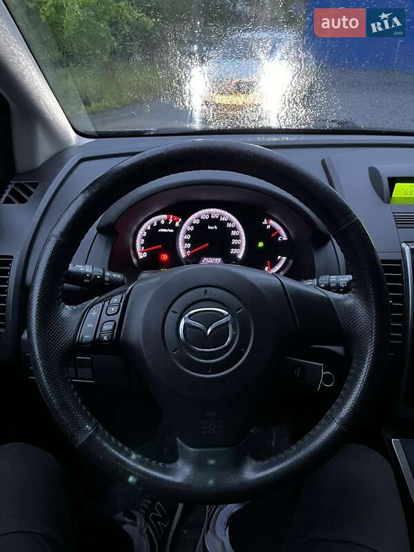 Минивэн Mazda 5 2009 в Звягеле