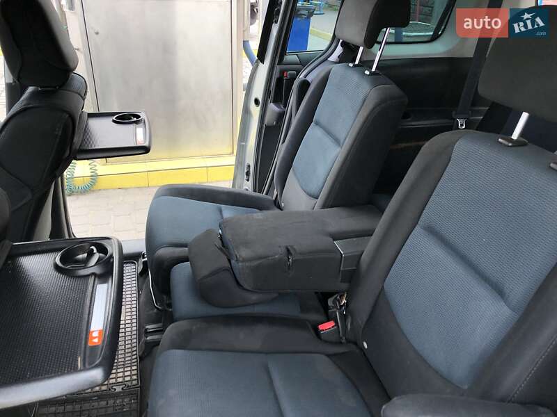 Мінівен Mazda 5 2007 в Рівному